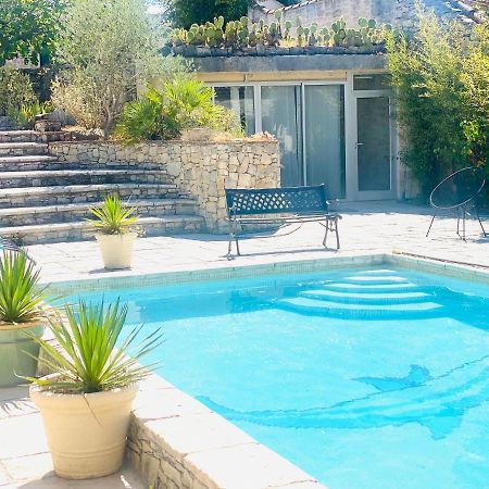 Villa Νιμ Εξωτερικό φωτογραφία